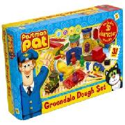 Postman Pat 3D Greendale Dough Set